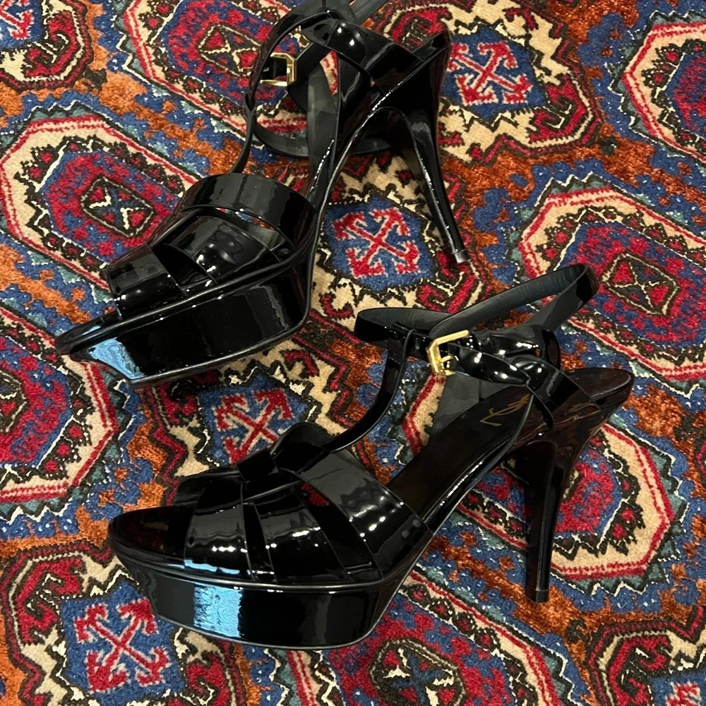 Saint Laurent Tribute Platform Sandals in Patent Leather - Picture 4 of 12